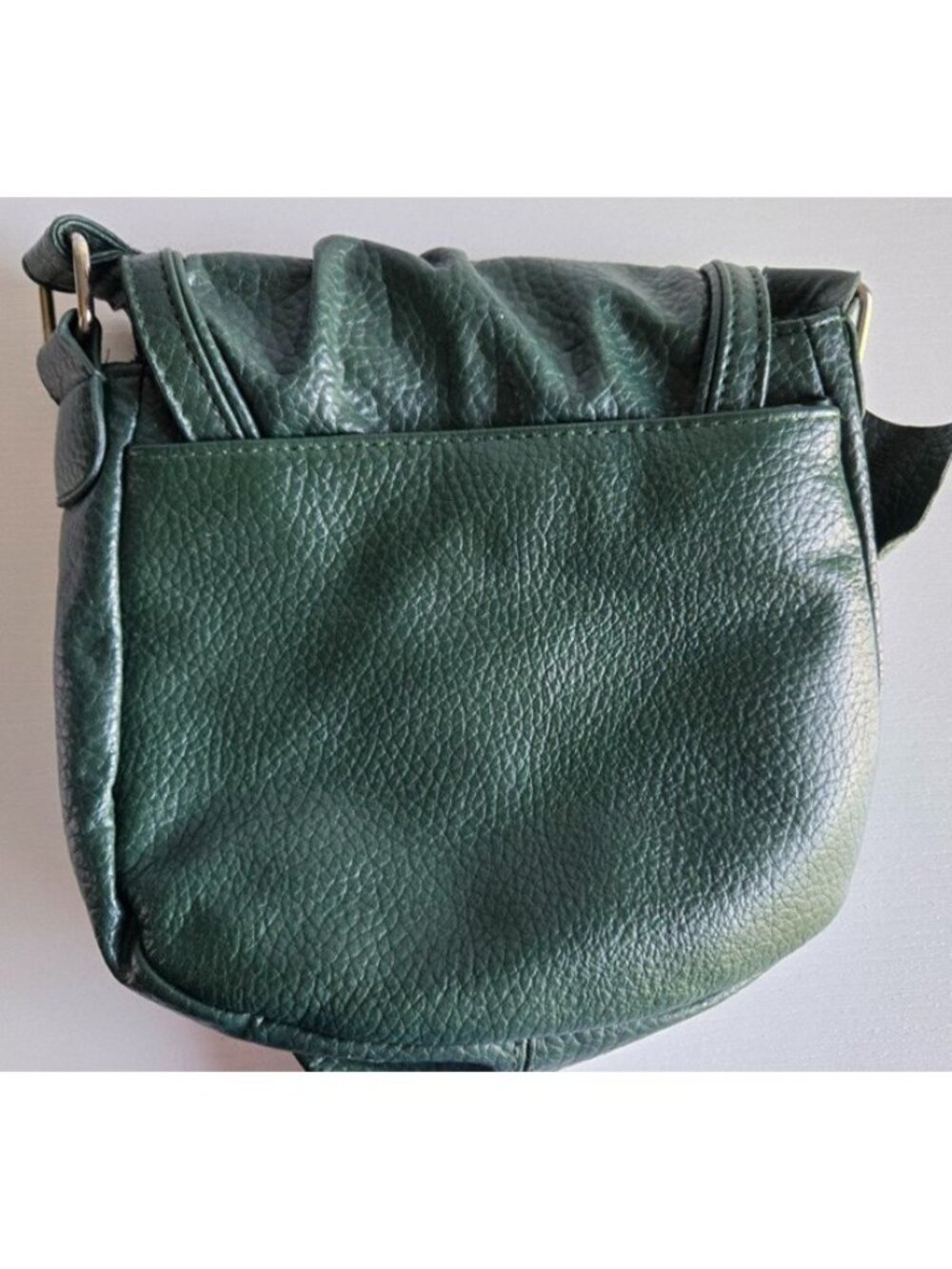 Small Crossbody Bag ~ Genuin Green Leather ~Flap Boho Purse with Zipper - Picture 2 of 7